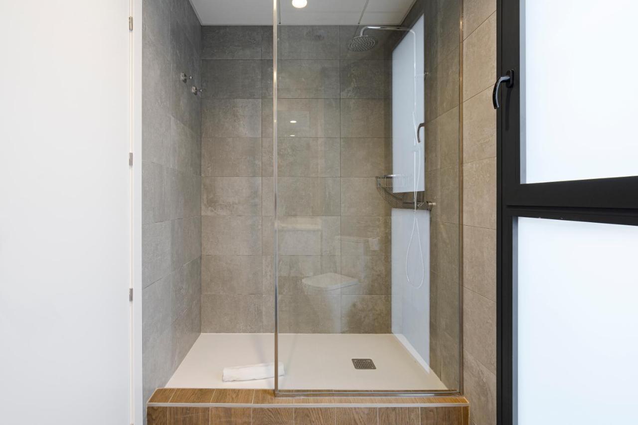 Feelathome Castilla Apartments Μαδρίτη Εξωτερικό φωτογραφία