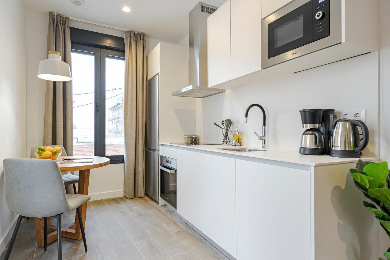 Feelathome Castilla Apartments Μαδρίτη Εξωτερικό φωτογραφία