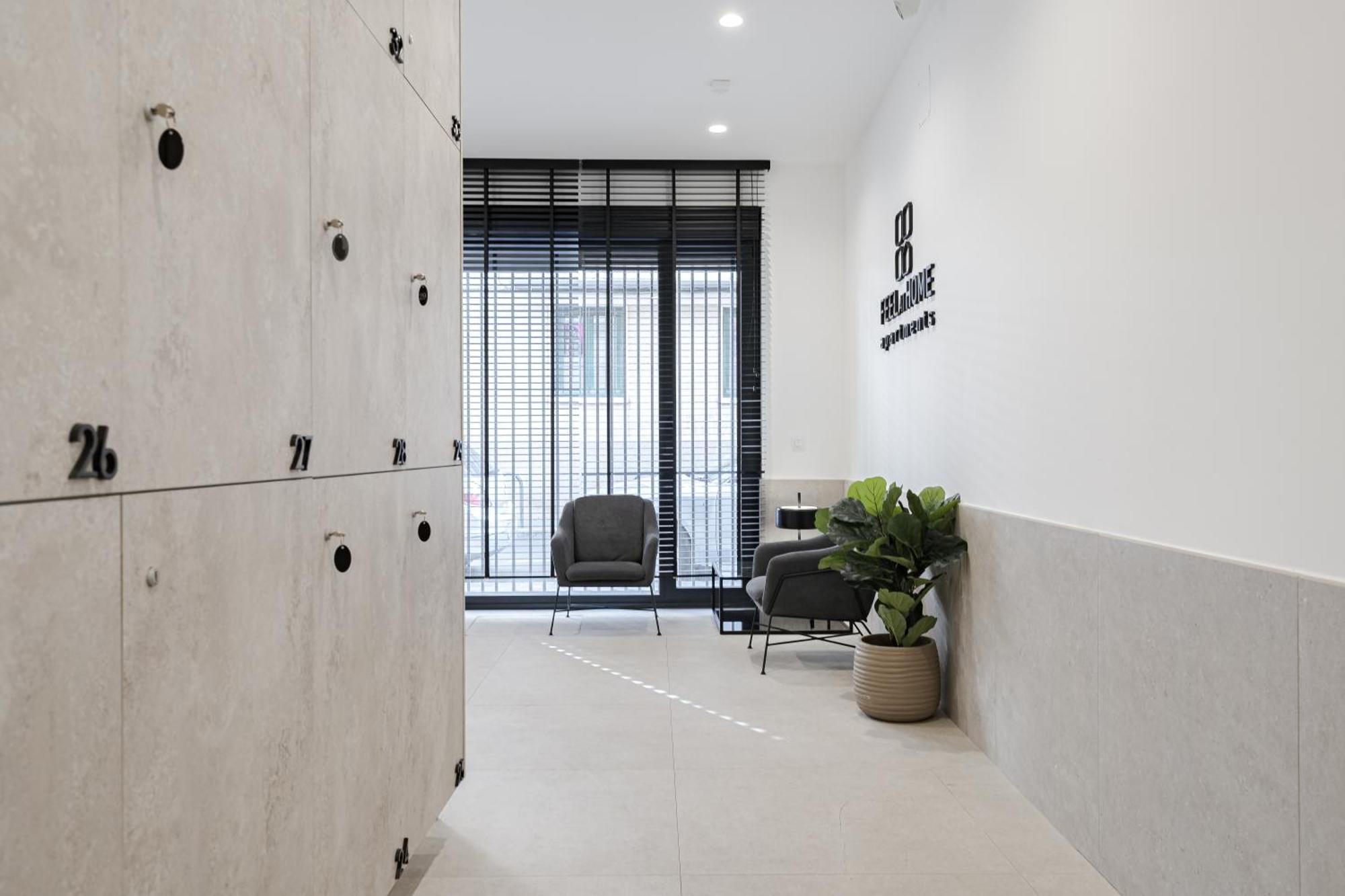 Feelathome Castilla Apartments Μαδρίτη Εξωτερικό φωτογραφία