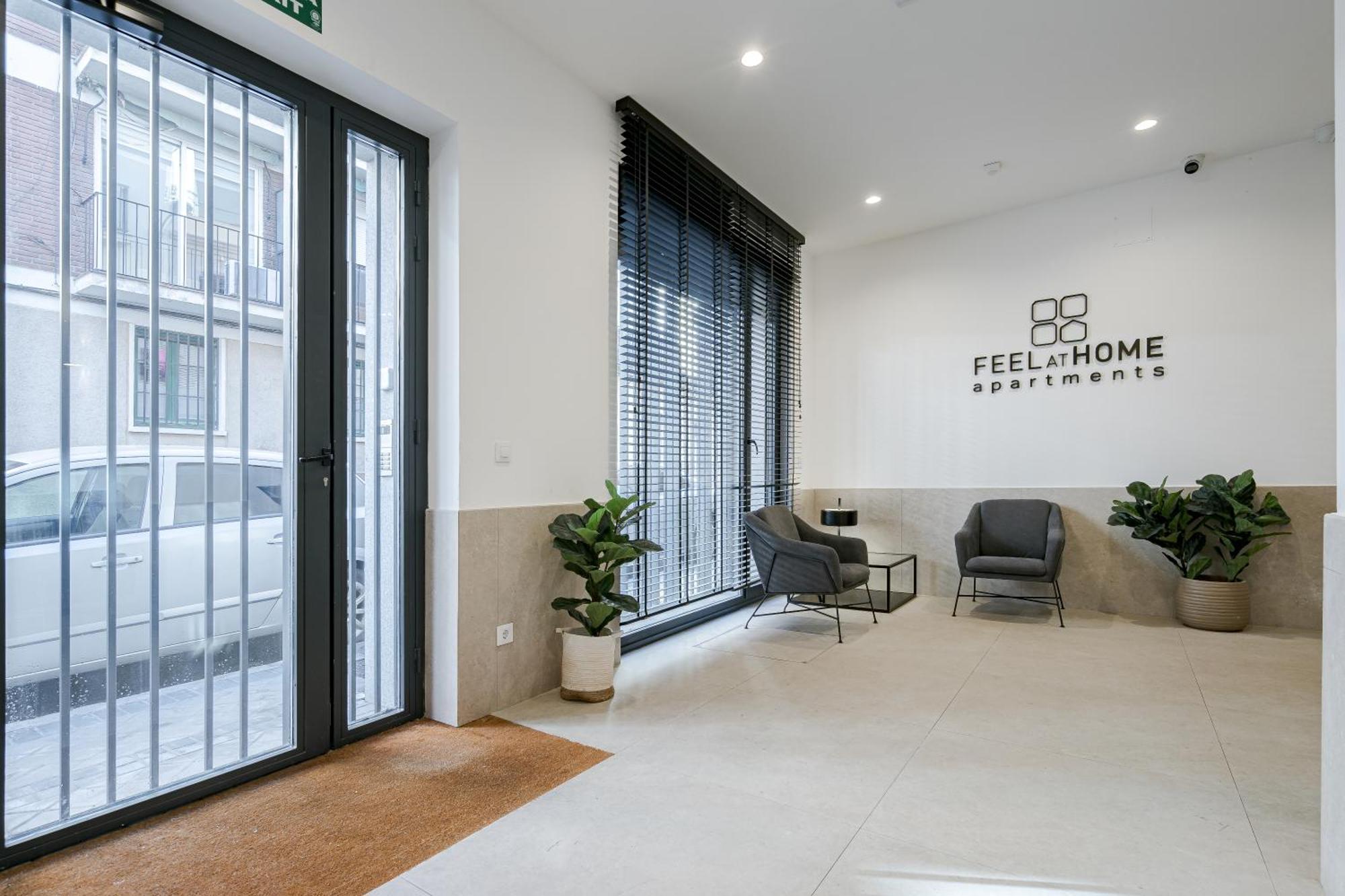 Feelathome Castilla Apartments Μαδρίτη Εξωτερικό φωτογραφία